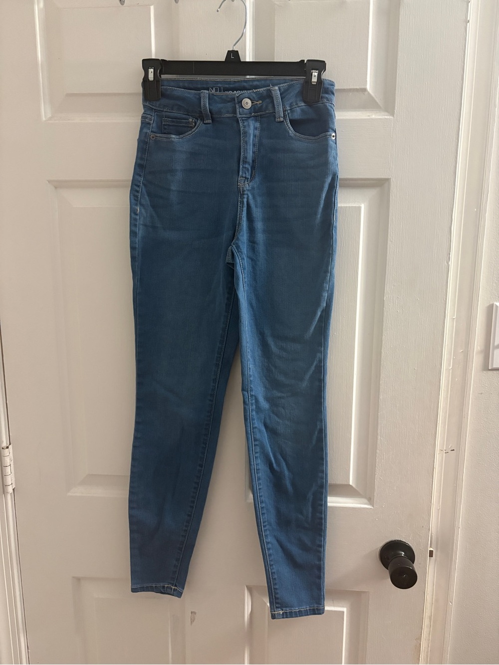 No Boundaries Medium Blue Skinny Jeans for Women